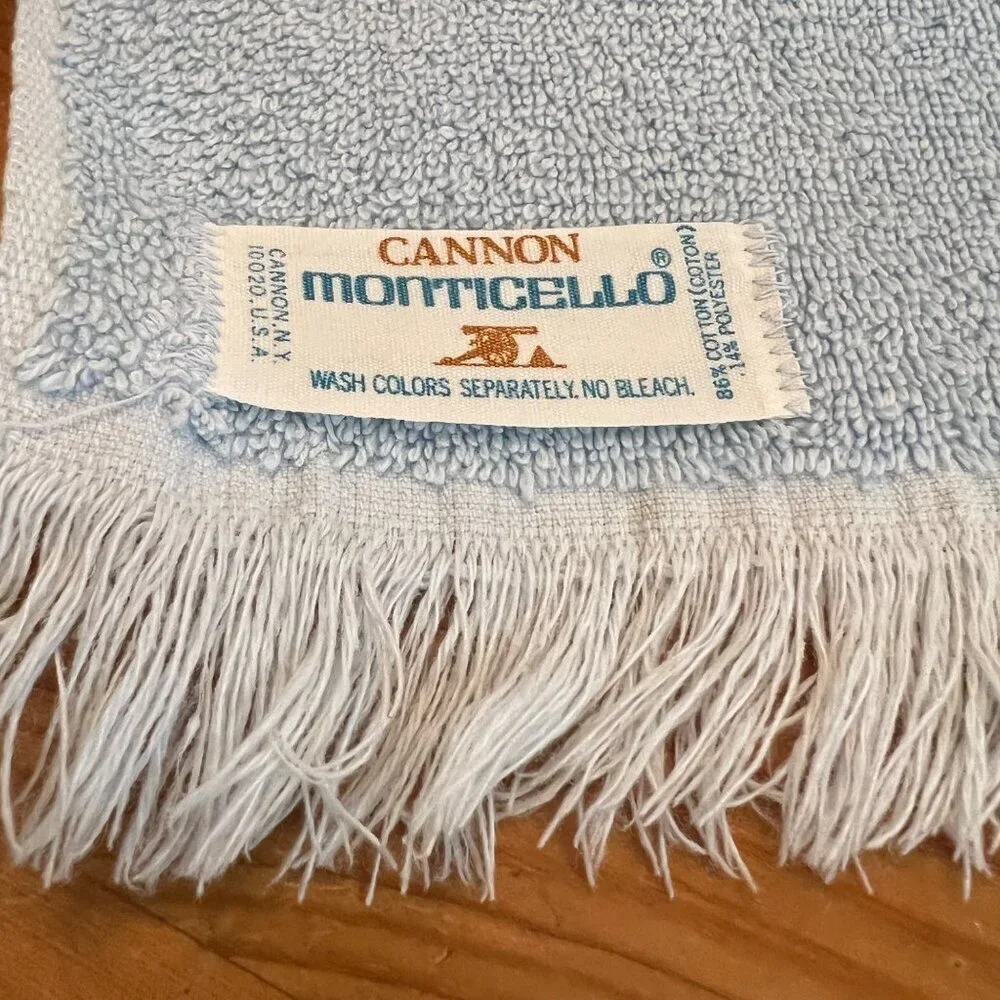 Cannon sculpted Vintage 70s Bath Towel Blue